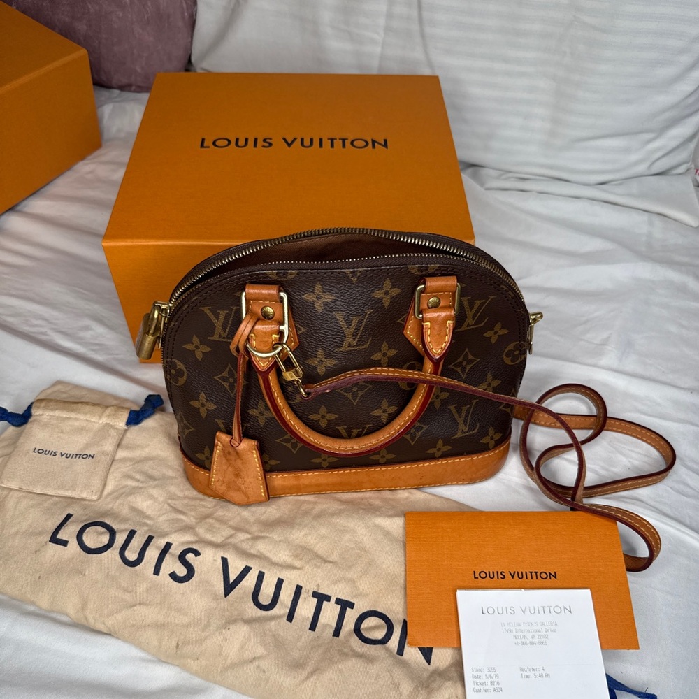 Louis Vuitton Brown Crossbody Bag with Monogram Canvas
